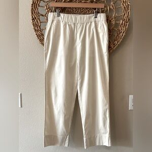 NWOT FAHERTY BRAND Women’s Organic Cotton White Straight Leg Pants. Medium